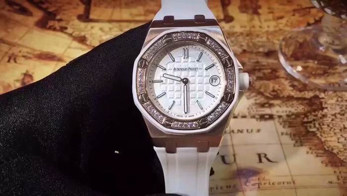 Audemars Piguet Watch 222